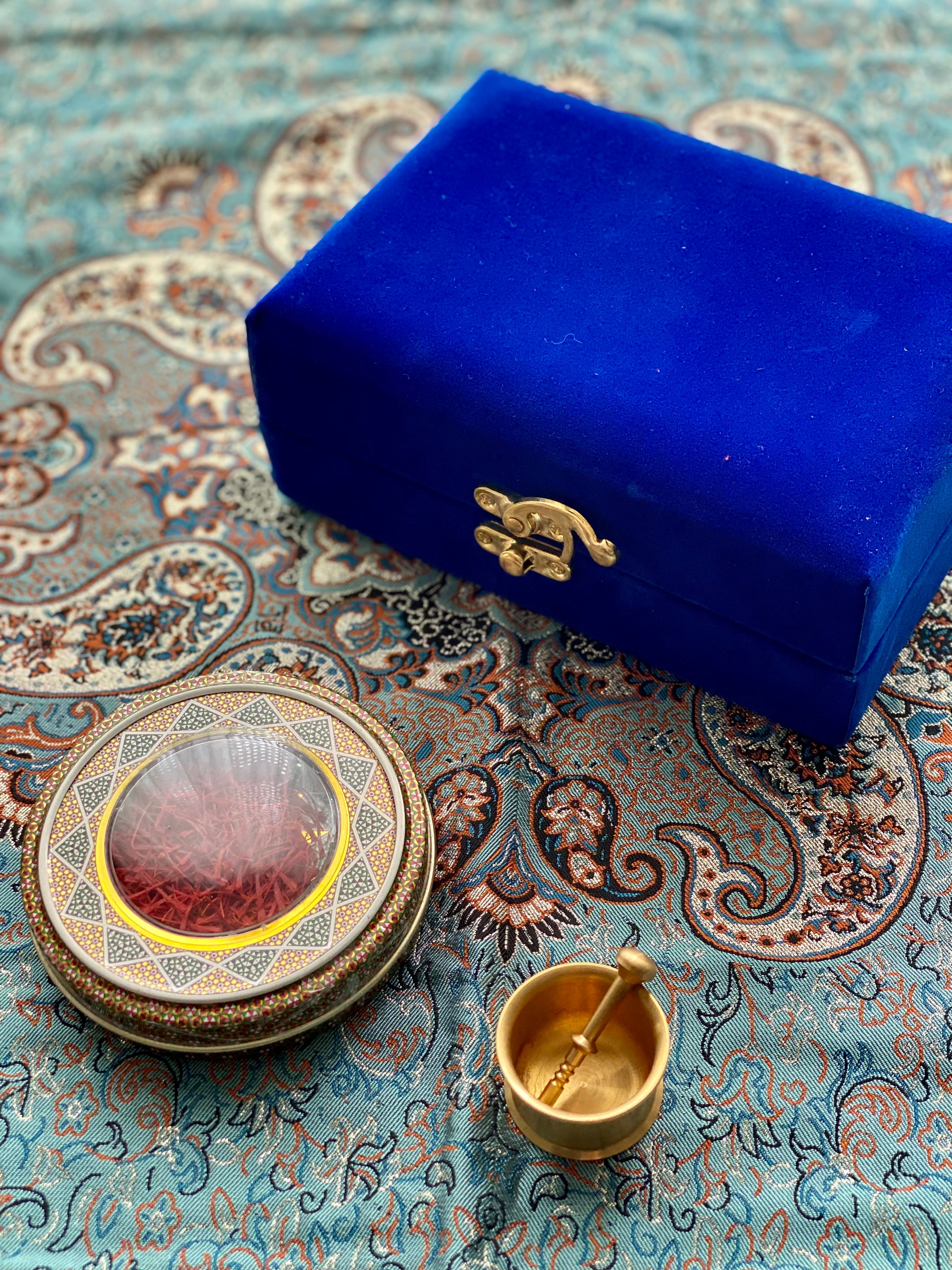 Edle Geschenkbox: Safran (3g) + Mörser in blauem Samt