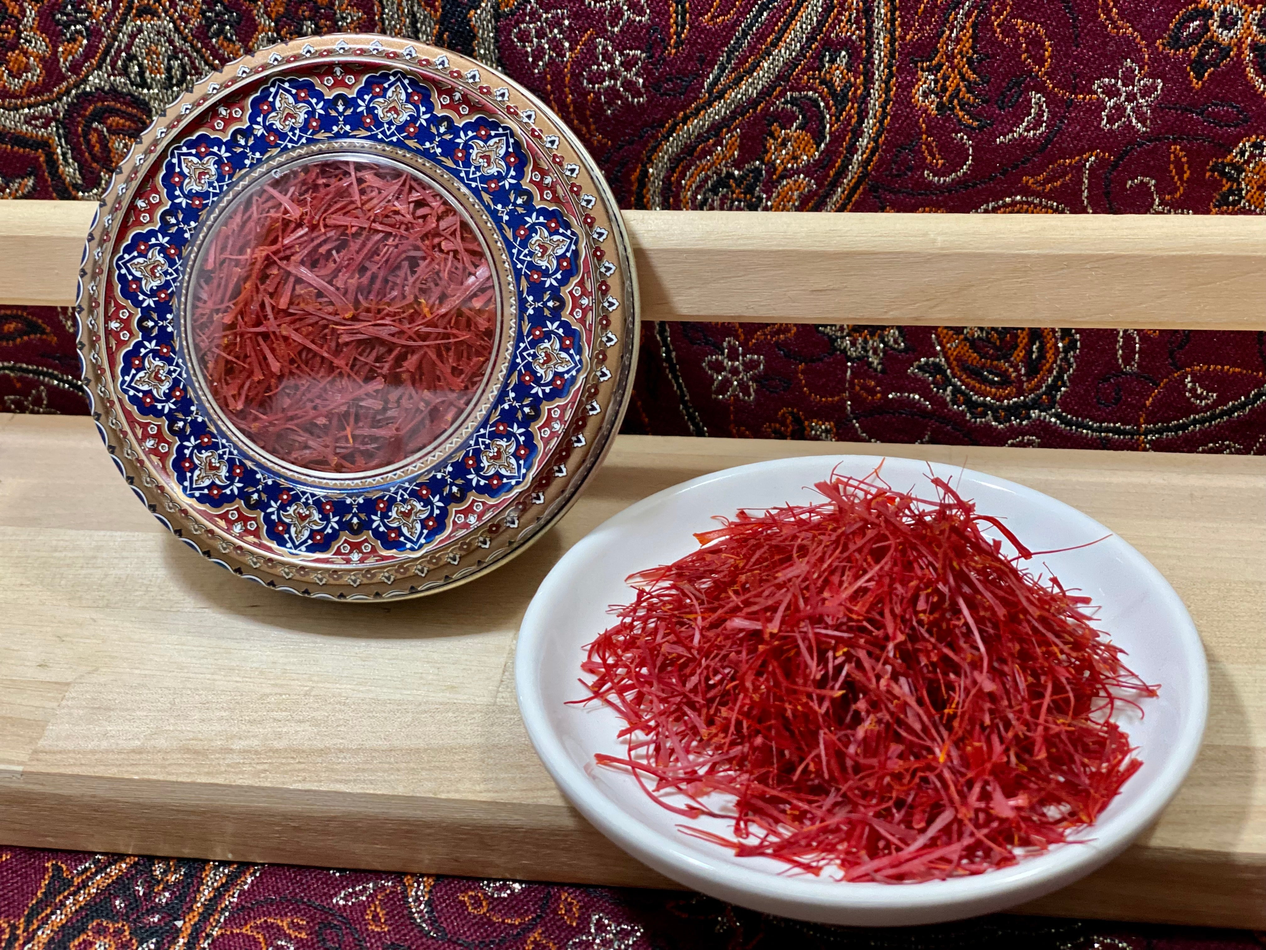 Persian saffron threads, 3g in metal box, premium quality